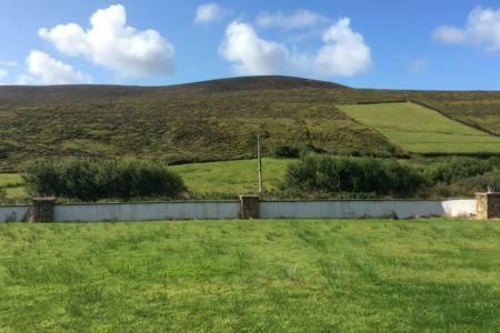 Beautiful Home On Lake Carrowmore Belmullet Eksteriør bilde