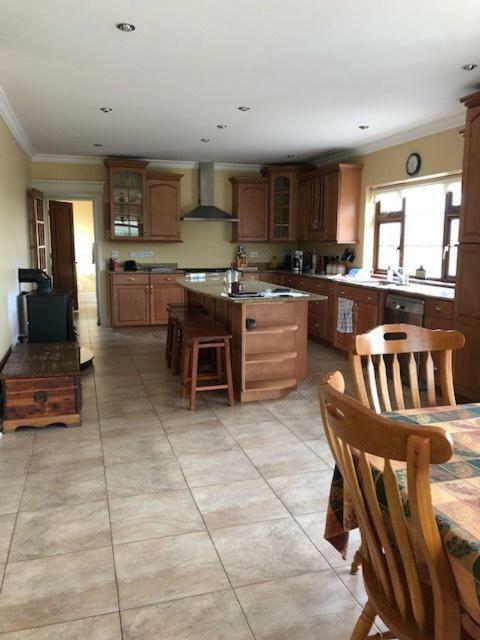 Beautiful Home On Lake Carrowmore Belmullet Eksteriør bilde